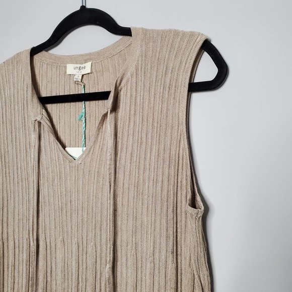 UMGEE • Beige Ribbed Sleeveless Tunic Shift Dress NEW Sz Small - Picture 3 of 7
